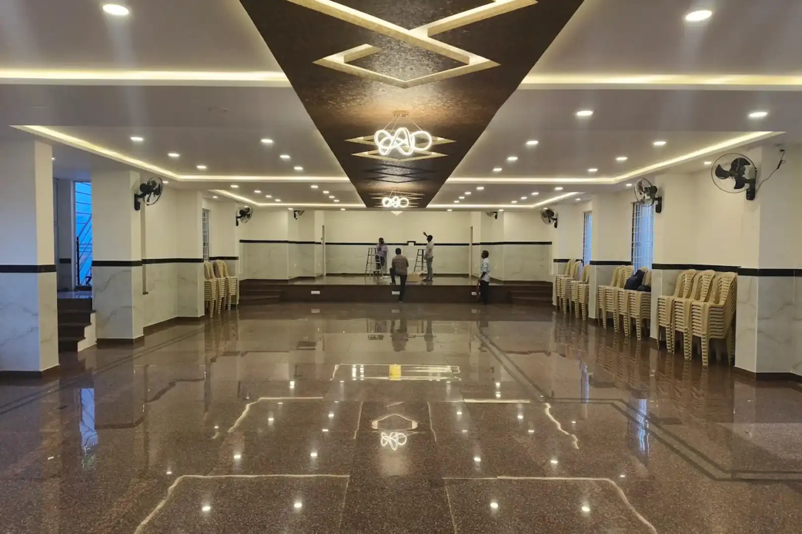 SMG Conventional Hall